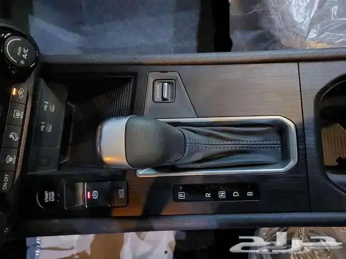نيسان كيكس نص فل SV موديل 2025 اقساط 10