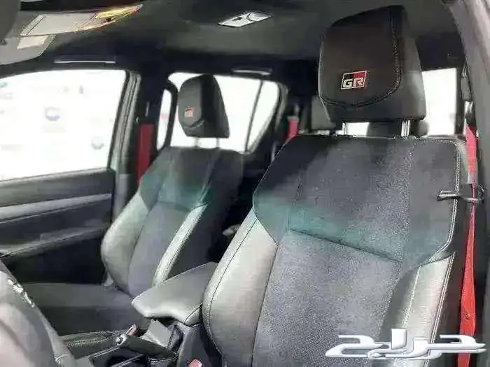 V6 هايلكس - NEW - 2025 9