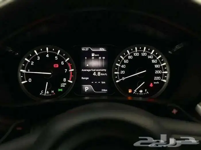 تويوتا اوربان GL استاندر 2026 9