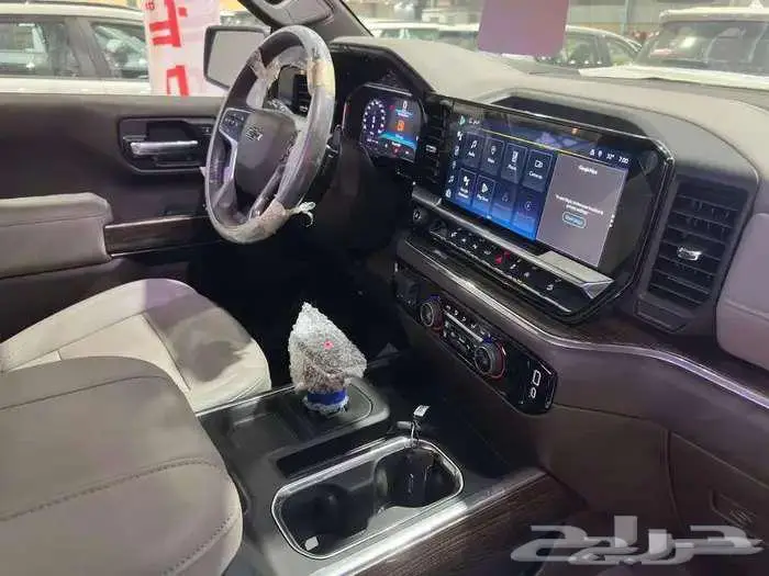 شيفروليه سلفرادو تربل بوس 2025 عروض مميزه وحصريه كاش واقساط 8