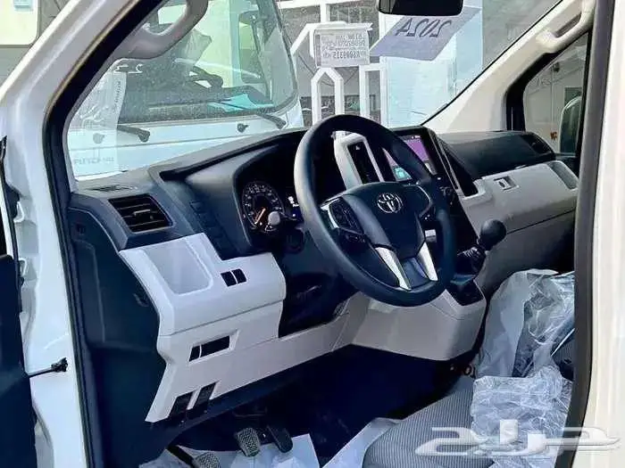 تويوتا هايس فان بضاعه سقف عالي ديزل قير عادي 2026 سعودي 11