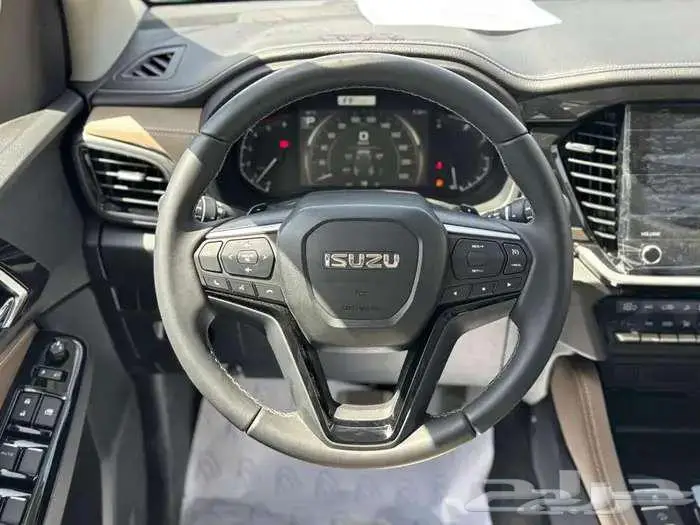 ايسوزو MUX ام يو اكس 2026_2025 أفضل سعر 2