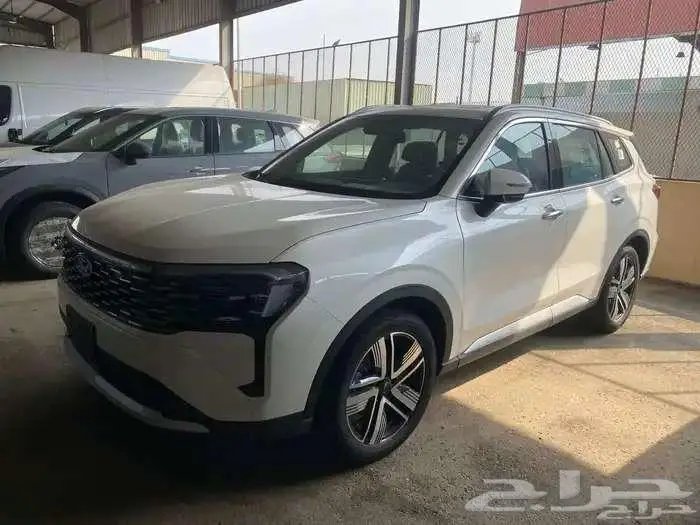 فورد تريتوري تيتانيوم بلس موديل 2026 عروض نهاية السنه 4