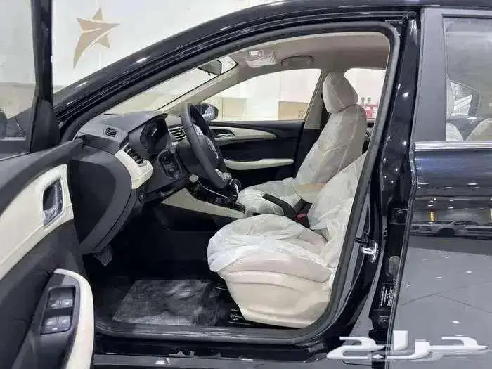 ام جي MG5 ستاندرد موديل 2025 كاش وتقسيط اقل سعر 7