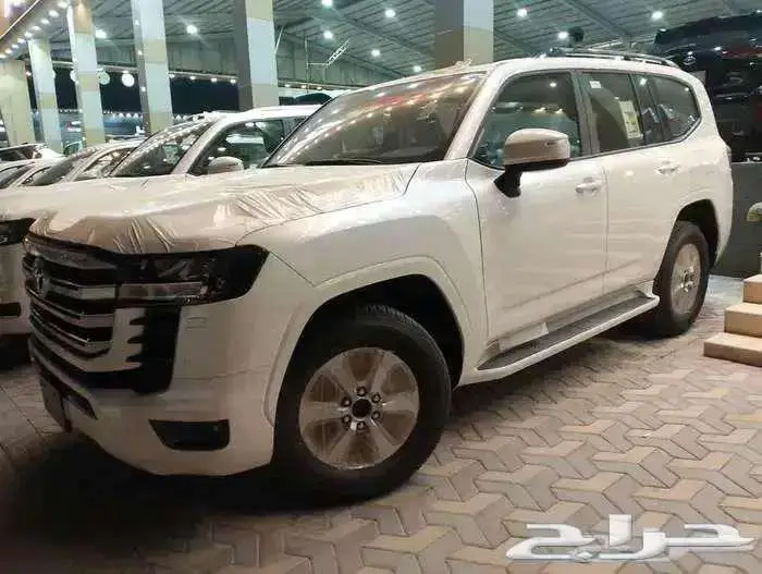 تويوتا لاندكروزر GXR2 2025 3
