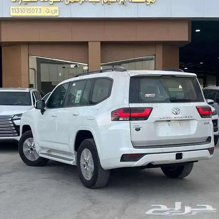 تويوتا لاندكروزر GXR2 2025 2