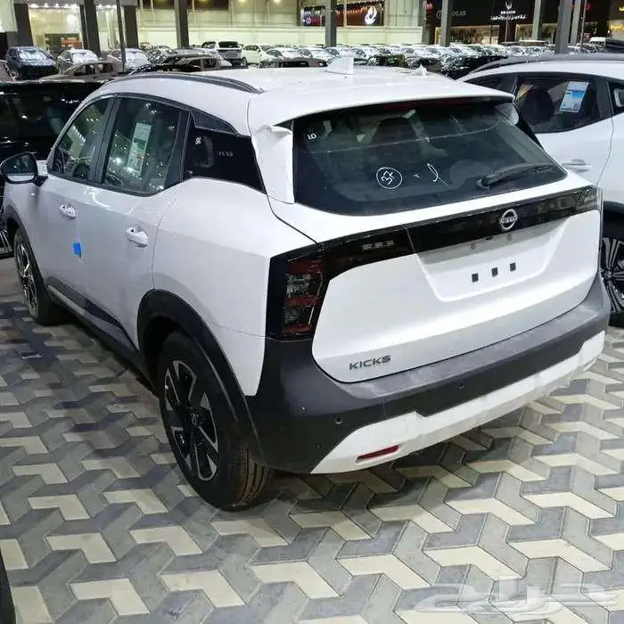 نيسان كيكس استاندر ونص فل موديل 2025 كاش وتقسيط 8