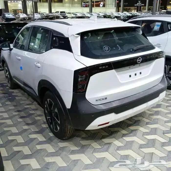 نيسان كيكس استاندر ونص فل موديل 2025 اقساط عروض خاصة 8