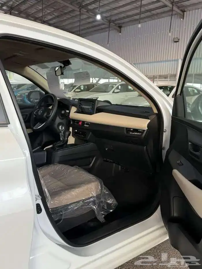 تويوتا يارس 2026 y 8