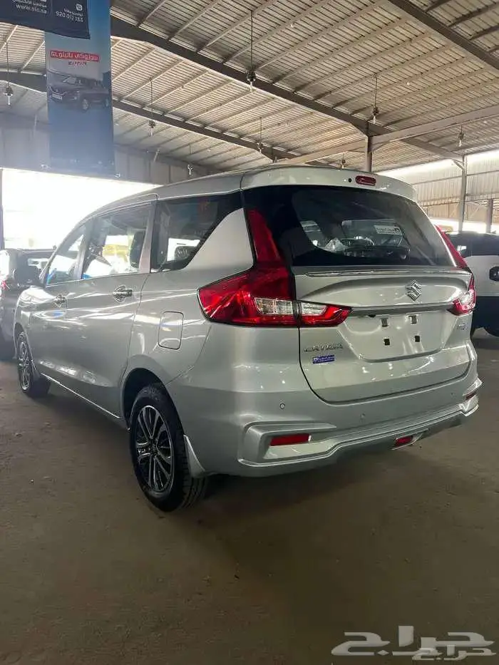 سوزوكي ارتيجا GLX فل كامل 6