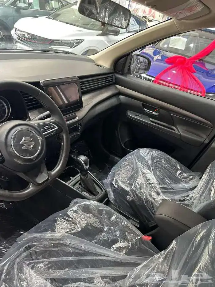 سوزوكي ارتيجا 11