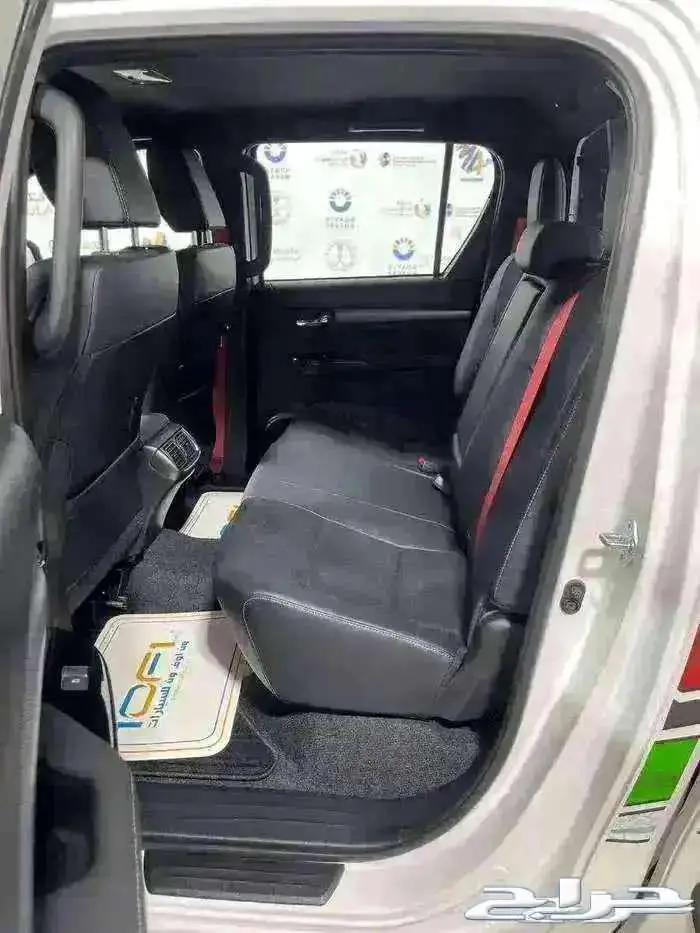 V6 هايلكس - NEW - 2025 14