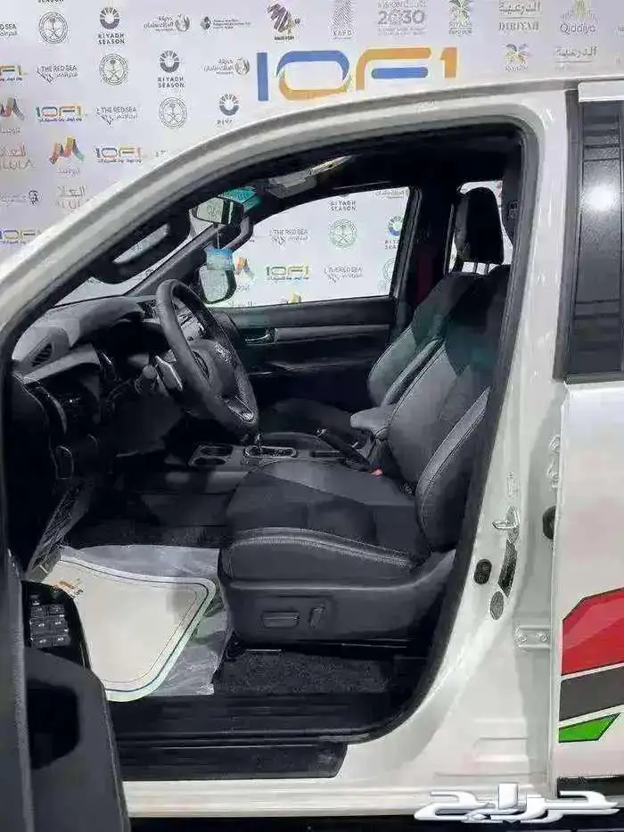 V6 هايلكس - NEW - 2025 8