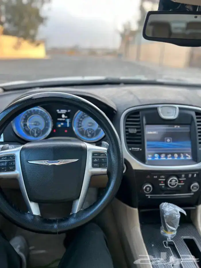 كرايزلر كت srt 2013 10