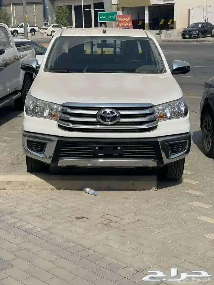 هايلوكس توماتيك بنزين 2025 بريمي كاش واقساط 0