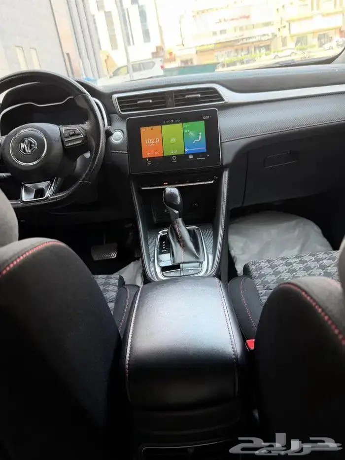 للبيع جيب MG ZS نظييف جدآ ممشى قليل ع الضمان2023 8