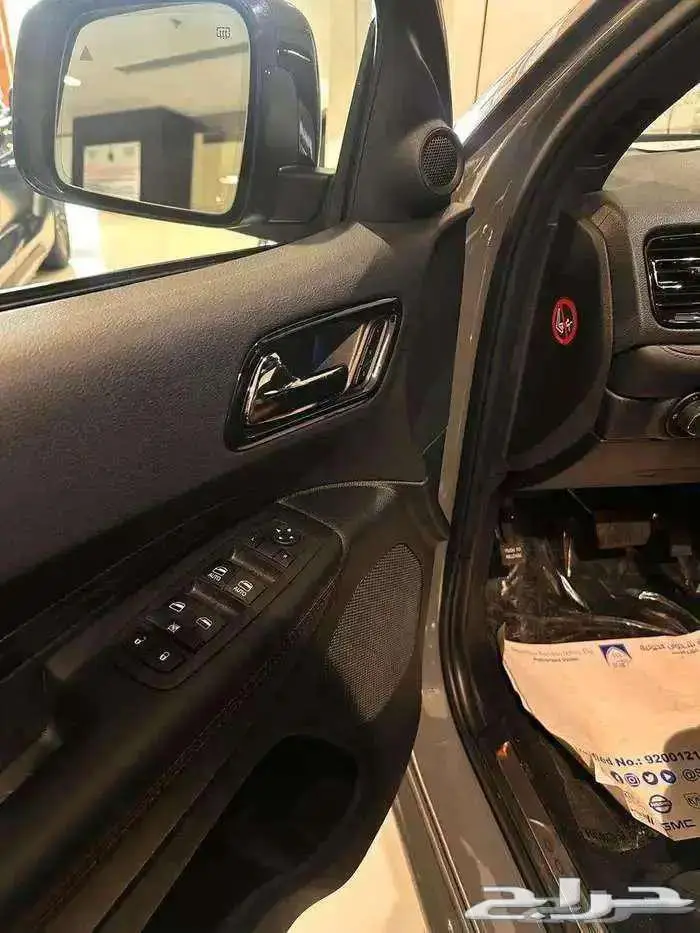 دودج دورانجو جي تي نايت اديشن 2025 5