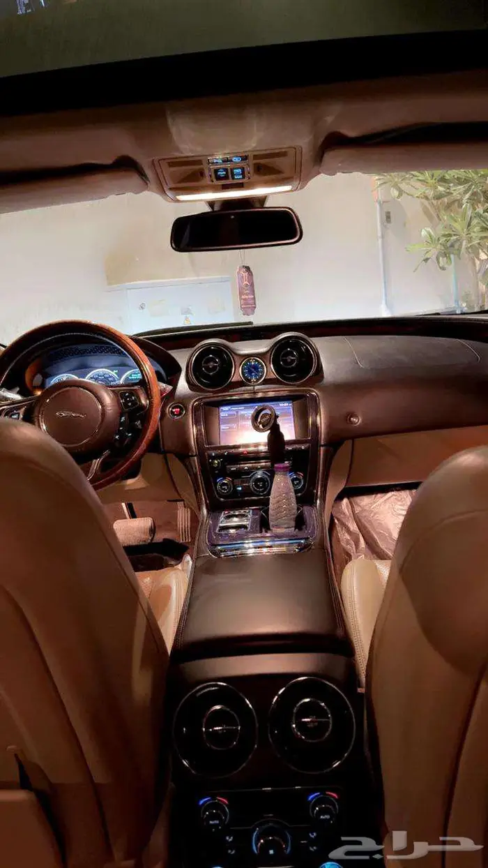 جاكوار 2013 XJL لرج اعلى فئة مخزن 5