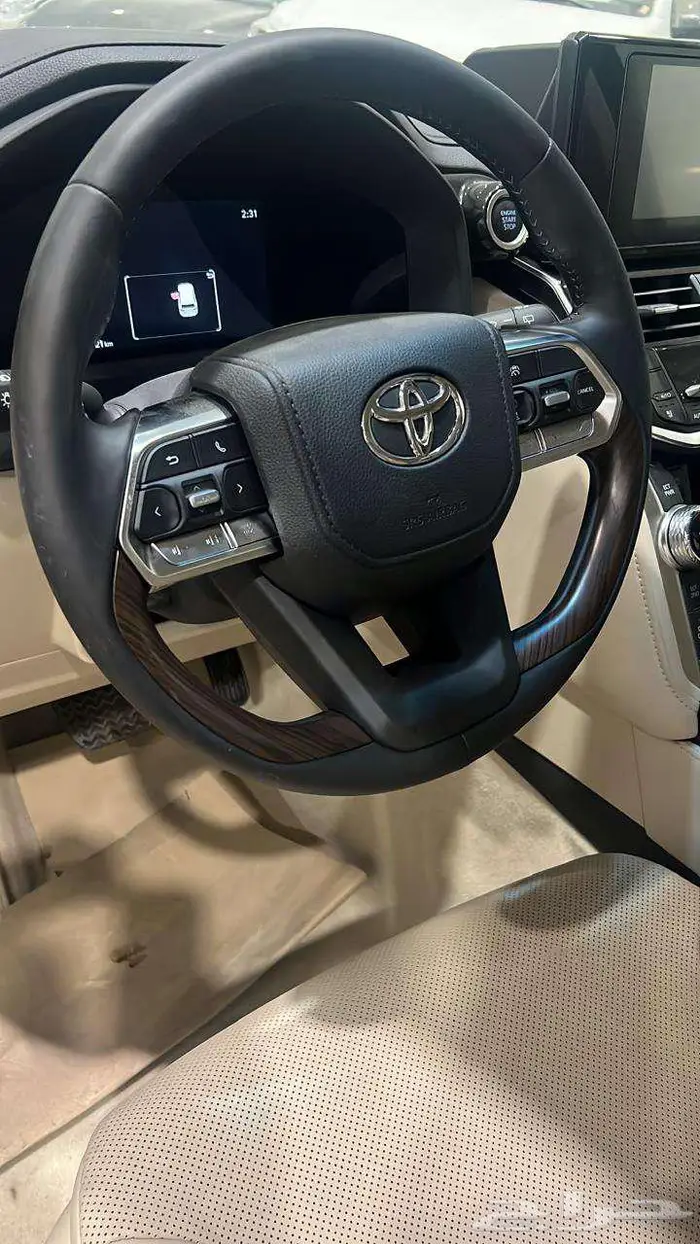 تويوتا لاند كروزر 2025 خليجي تنفس طبيعي كاش واقساط بنوك 7