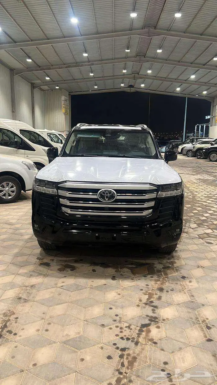 تويوتا لاند كروزر 2025 خليجي تنفس طبيعي كاش واقساط بنوك 1