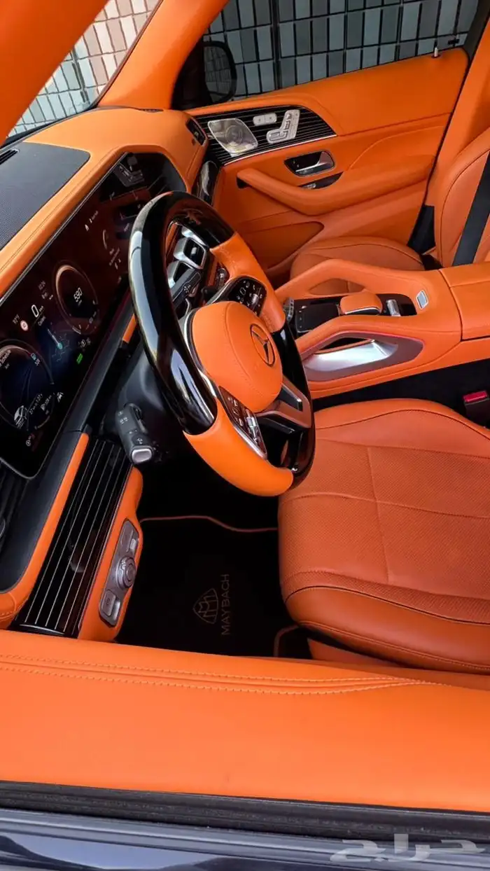 مرسيدس GLS580 امريكي موجودة بدبي 2023 5