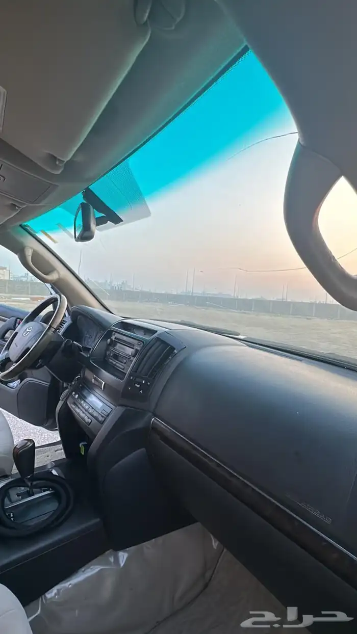 جيب لاند كروزر 8 سلندر GXR 2009 24