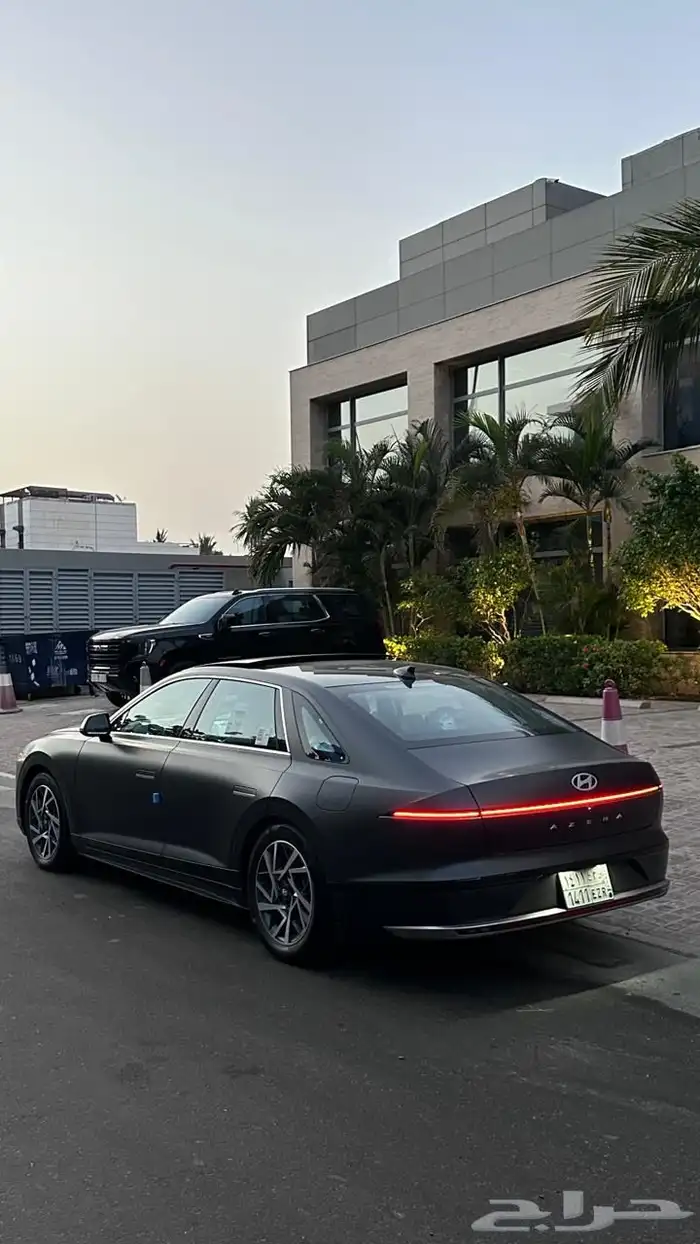 ازيرا للتقبيل موديل 2025 2