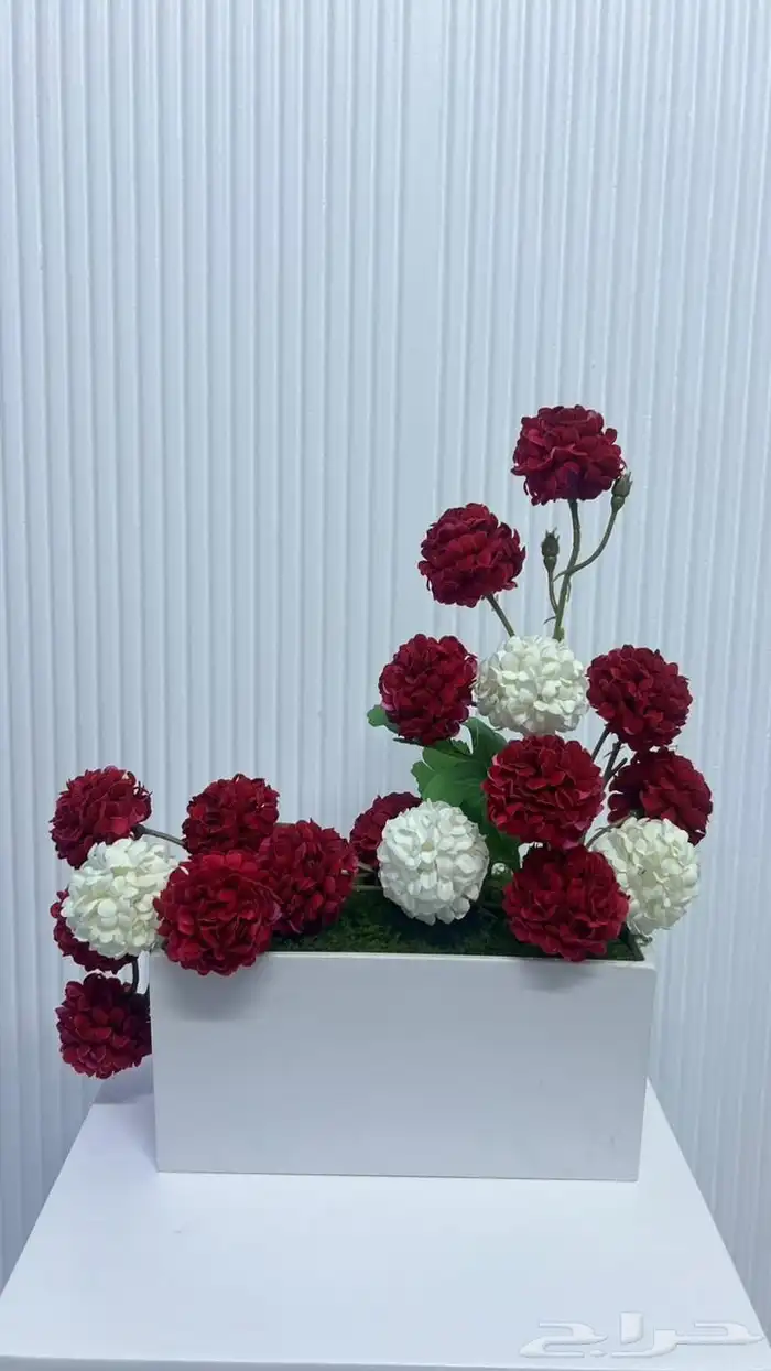 تنسيق وتأجير مداخل طاولات وبالون لجميع مناسباتكم وتنسيق ورد 0