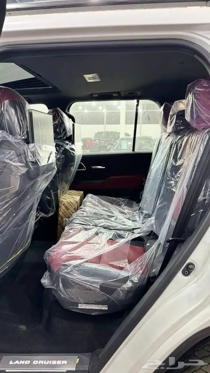 تويوتا لاندكروزر GR 2025 18