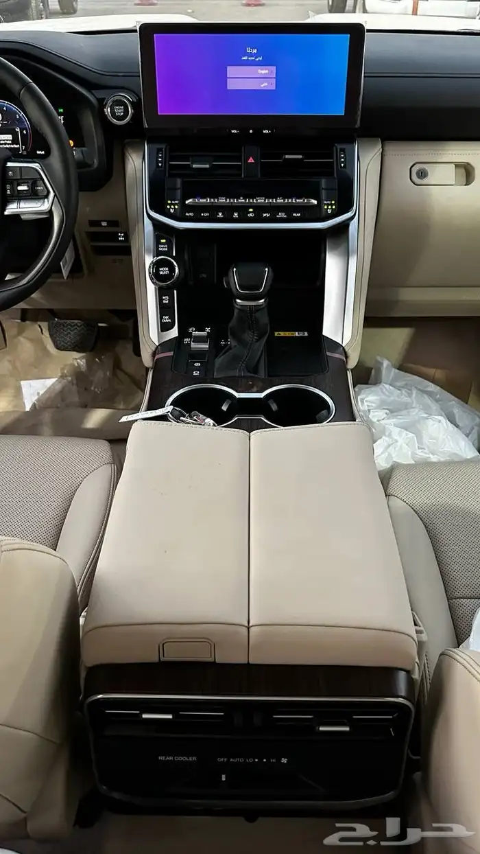 جكسار S 2025 لدى شركة عبدالمجيد الخضر للسيارات 9