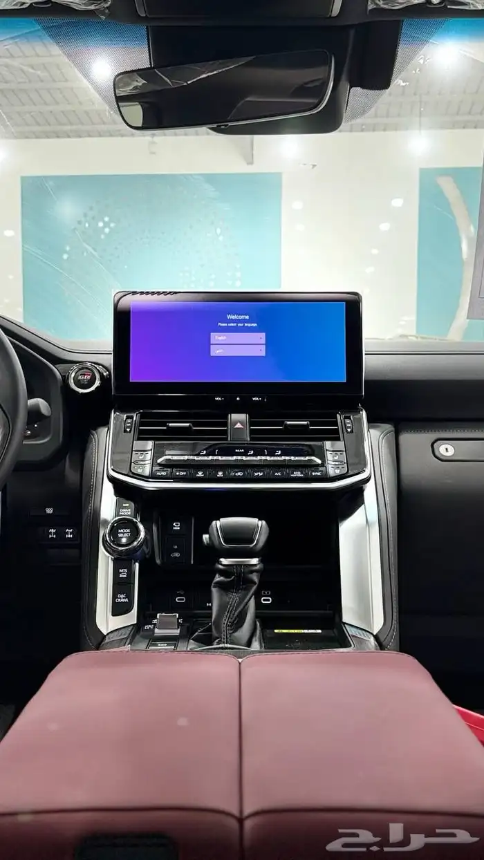 تويوتا لاندكروزر GR 2025 15