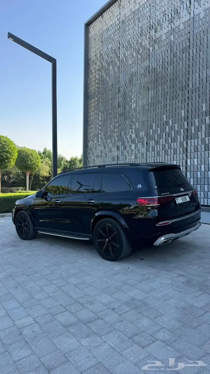 مرسيدس GLS580 امريكي موجودة بدبي 2023 12