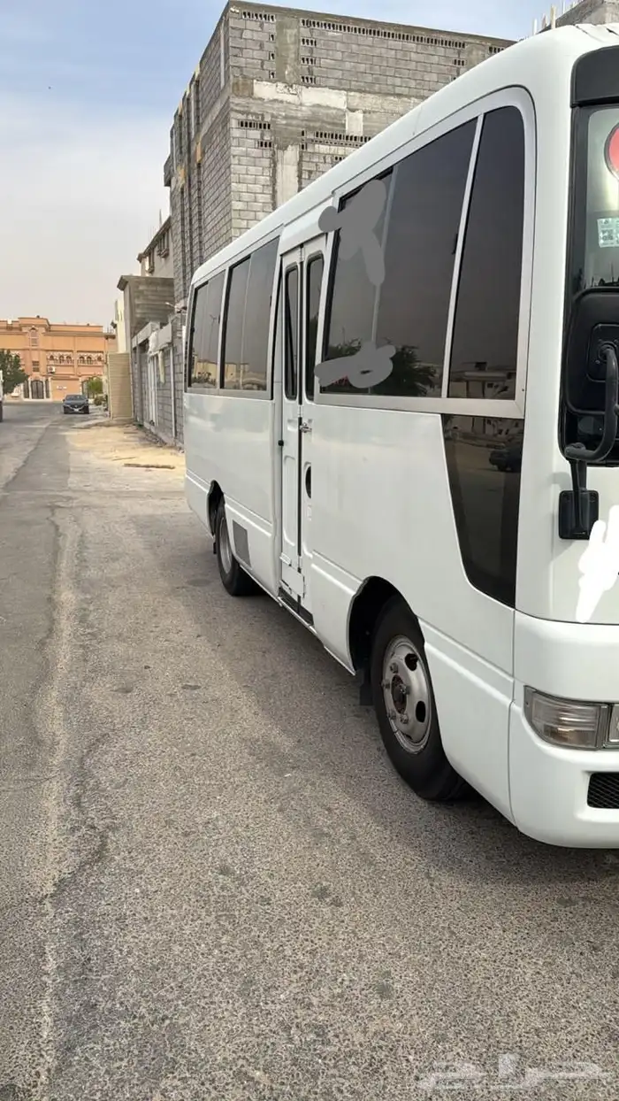 باص نيسان 24 راكب 1