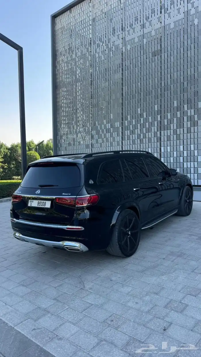 مرسيدس GLS580 امريكي موجودة بدبي 2023 13