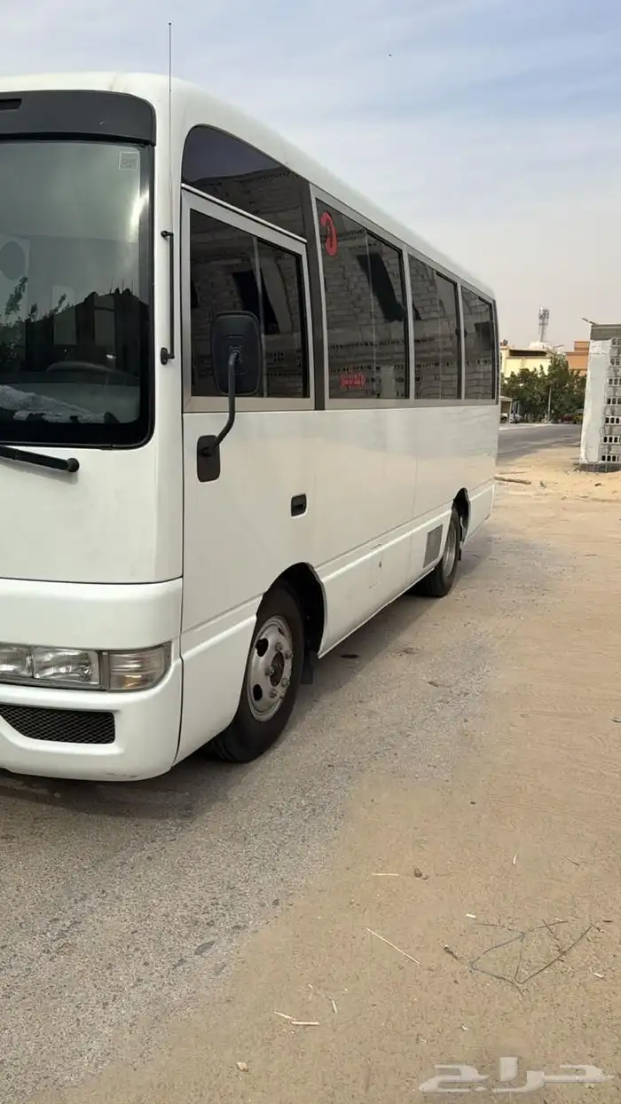 باص نيسان 24 راكب 2