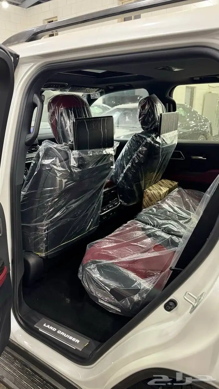 تويوتا لاندكروزر GR 2025 22