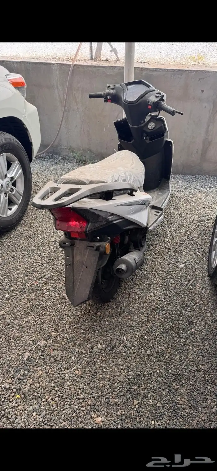 دباب عجيب موديل 25 ماشي 2000 1