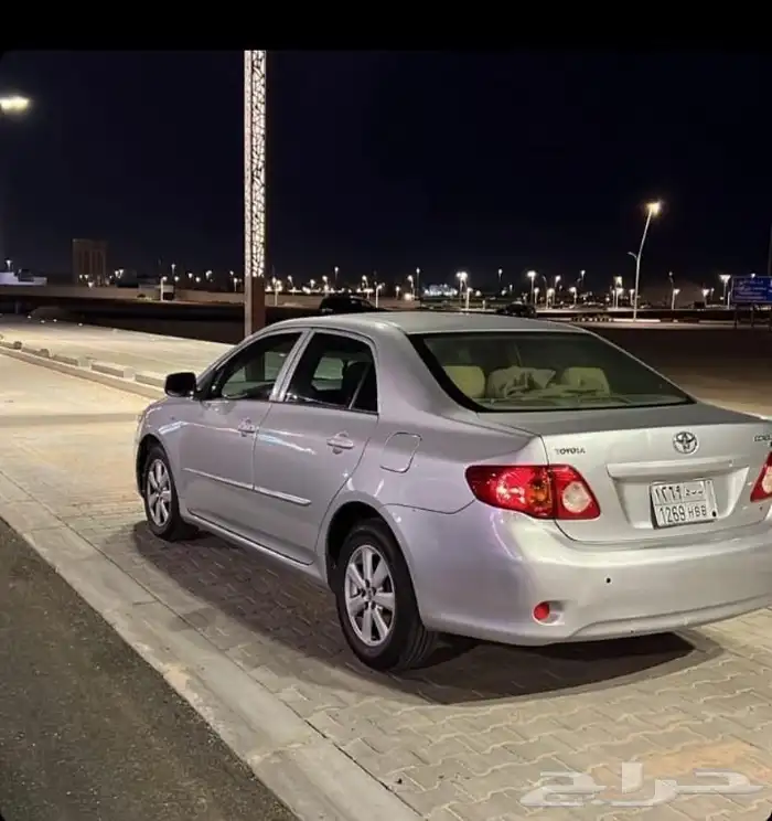 كورلا 2010 نظيفه جدا وشرط 0