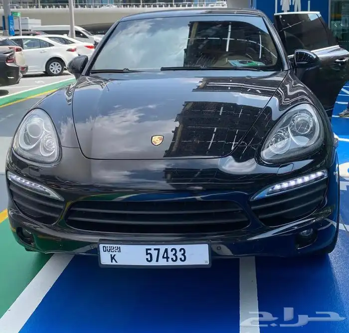 بورش كايين 2012 اسود لوحات دبي 0