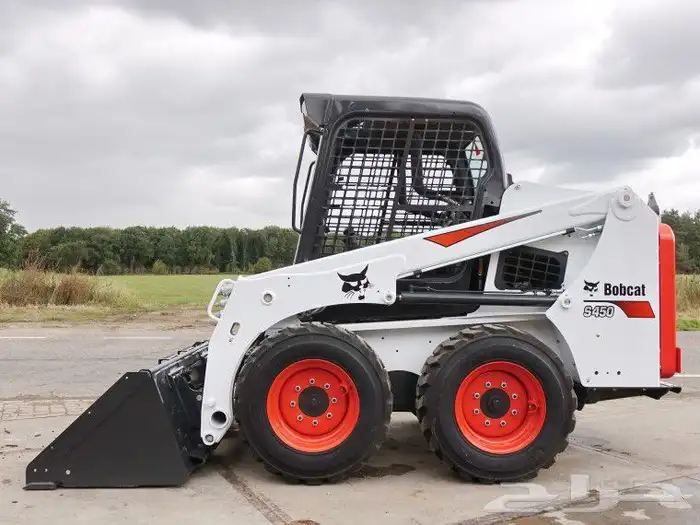 للايجار الدمام بوبكات JCB عرجاء حفاره جي سي بي 1