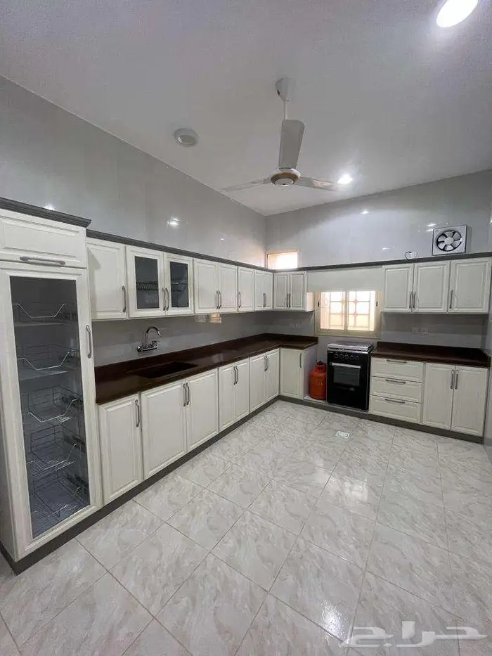 شقق فندقية غرفتين وصالة مؤثثة وفاخرة للعوائل بخميس مشيط 15