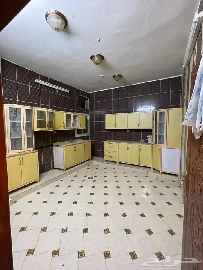 عماره للبيع تربة البقوم حي الخالديه 10