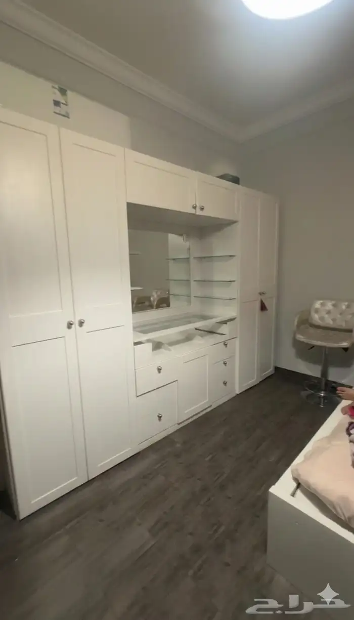 دولاب ابيض 3