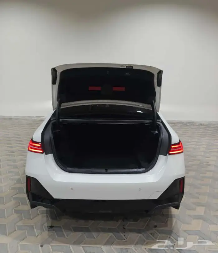 بي ام دبليو 520i m kit 2024 14