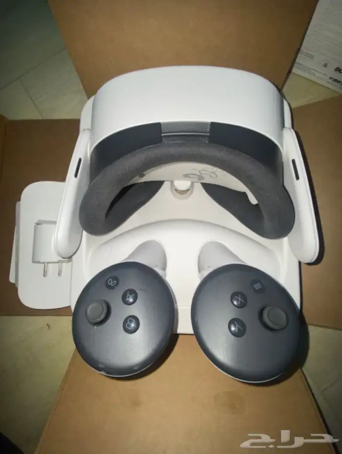 VRنظاره واقع افتراضي ميتا كويست 1