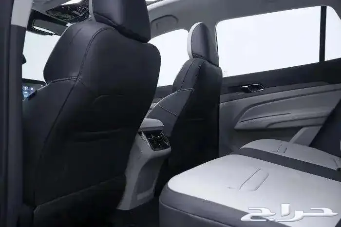 فورد تيريتوري تيتانيوم موديل 2025 عرض خاااص 4