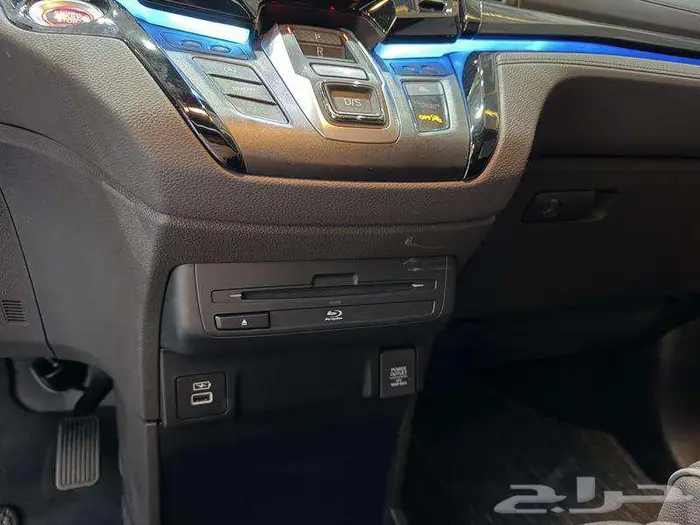 هوندا - اوديسي ايليت فل كامل - 2022 elite 34