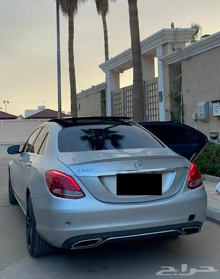 مرسيدس C300 2018 متاح تقسيط 1857 شهريا 1