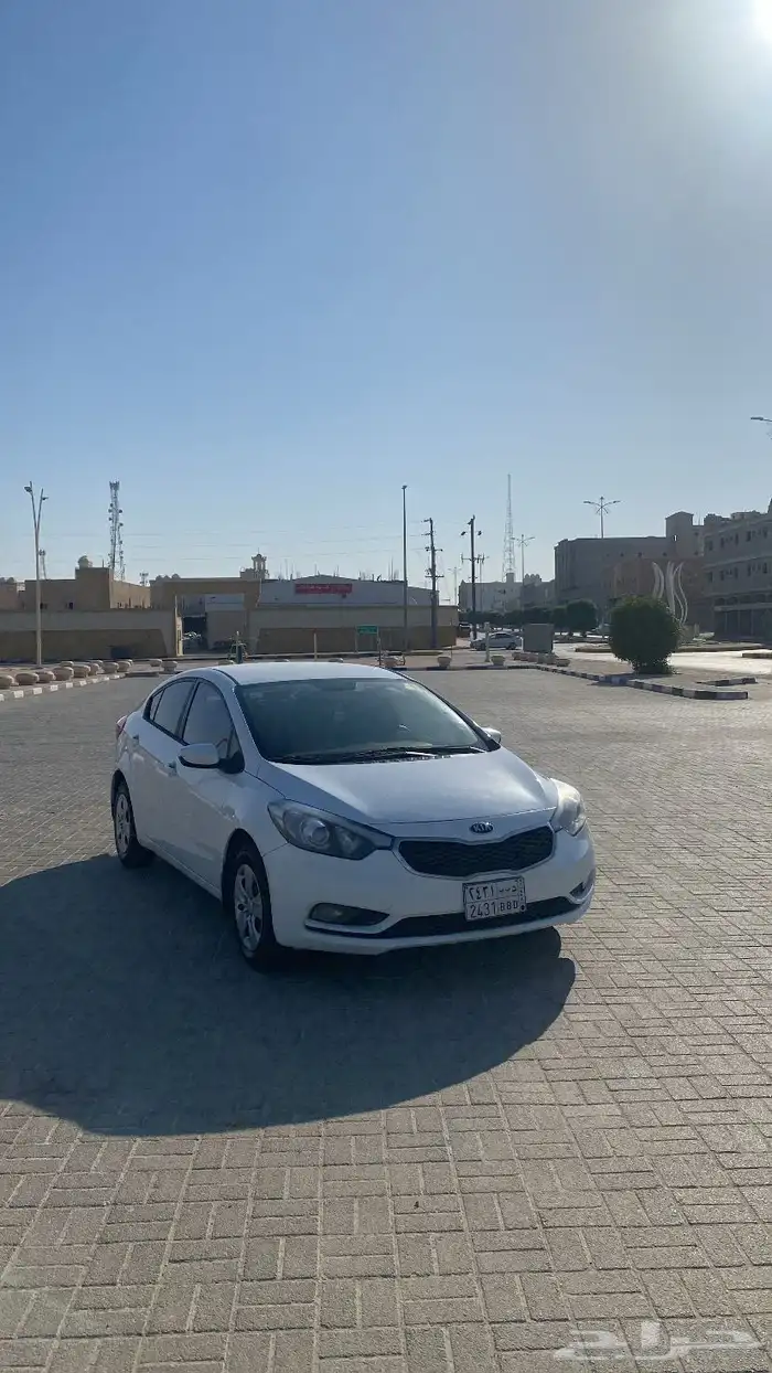 كيا سيراتو 2014قير عادي نظيفه شرط 0