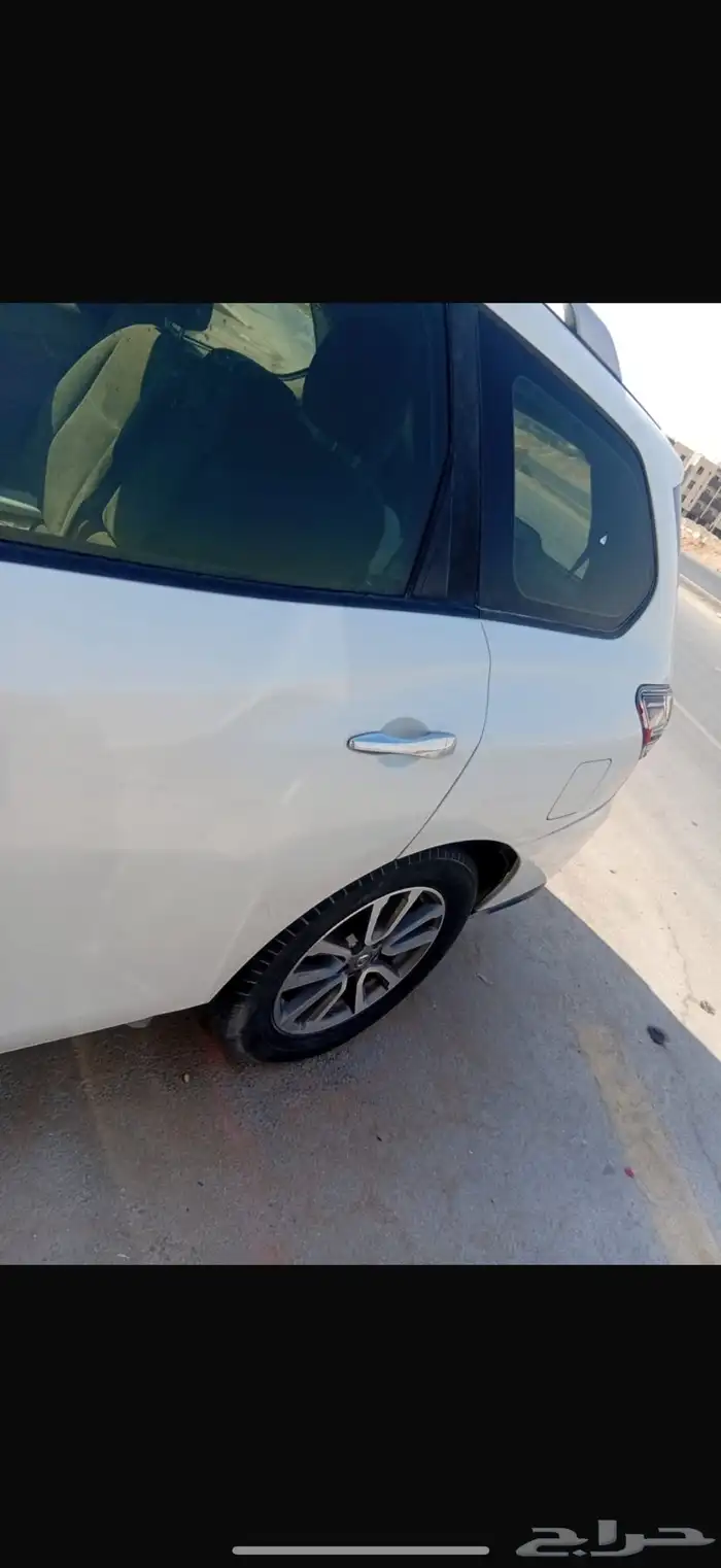 سيارةباتفندر نيسان للبيع 8